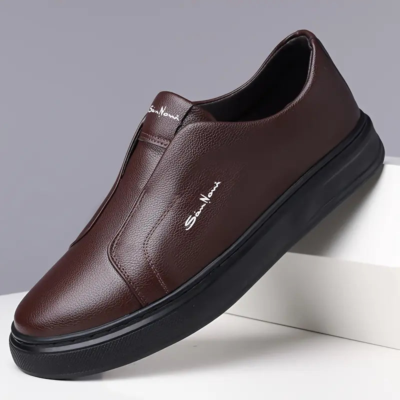 Leather Slip-On – Comfort, stijl & gemak in één elegante instapper